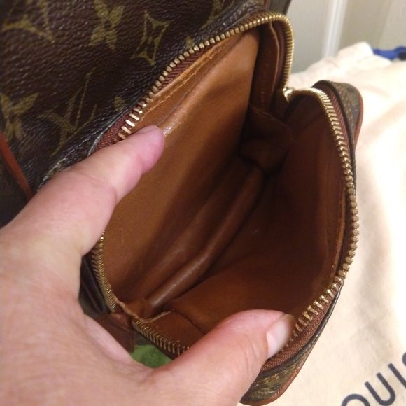 Louis Vuitton Mini Amazon with Detachable Strap - Picture 13 of 16